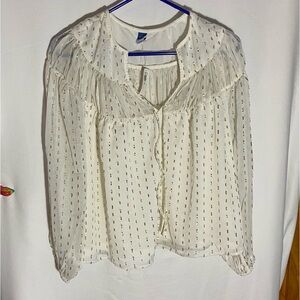 Old Navy Cream Blouse with Subtle Gold Pattern, Size Small Petite